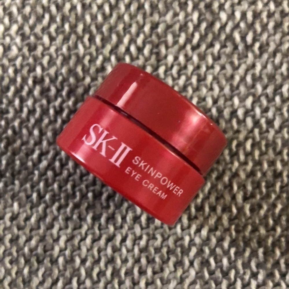 SK-II Skinpower Eye Cream Miniature Travel Size 2.5ml-0.08 Fl.Oz Authentic - Picture 3 of 8